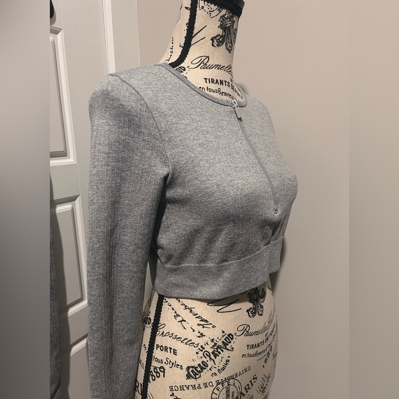 Seamless Ribbed Active Infinity Set - Picture 4 of 7